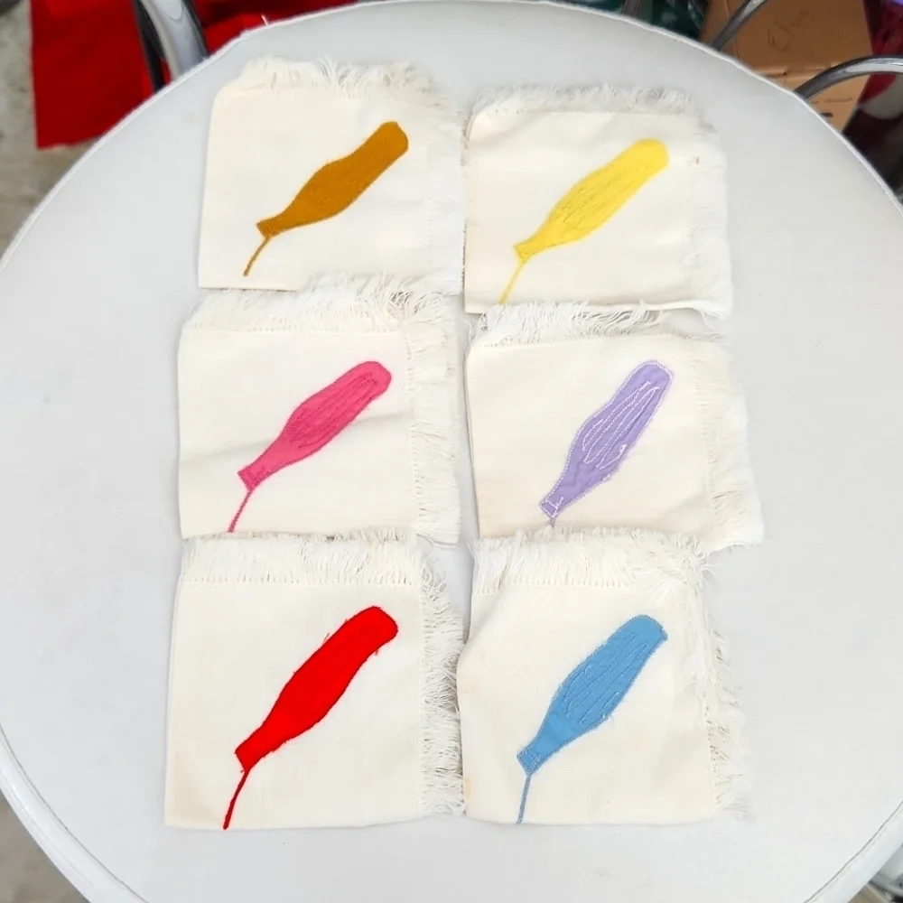 6 Vintage Embroidered Linen Napkins